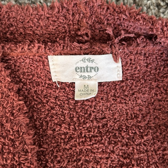 Entro size medium cardigan - Picture 3 of 5